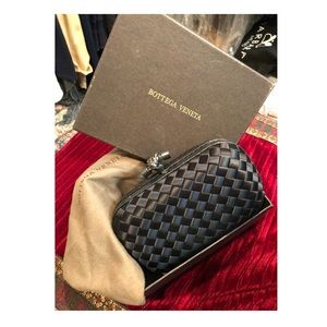 Bottega clutch